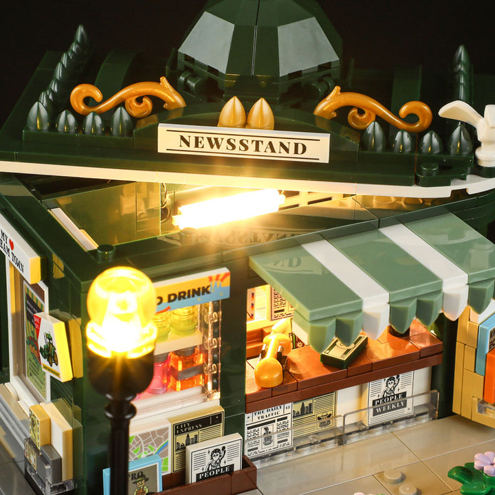FUNWHOLE Kiosk Mit Beleuchtung – Klemmbausteine Set 556 Teile – Retro Zeitungskiosk Für Modulare Städte – Geschenk Für Erwachsene & Jugendliche! FUNWHOLE Kiosk Mit Beleuchtung – Klemmbausteine Set 556 Teile – Retro Zeitungskiosk Für Modulare Städte – Geschenk Für Erwachsene & Jugendliche!
