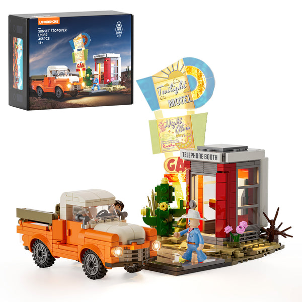 Lumibricks Sunset Stopover L9082 front view of retro telephone booth with LED lighting