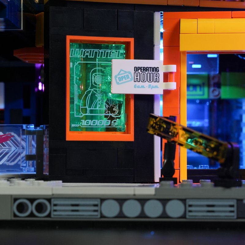 Floating Train Station L9098 holographic acrylic panels with cyber lighting effects