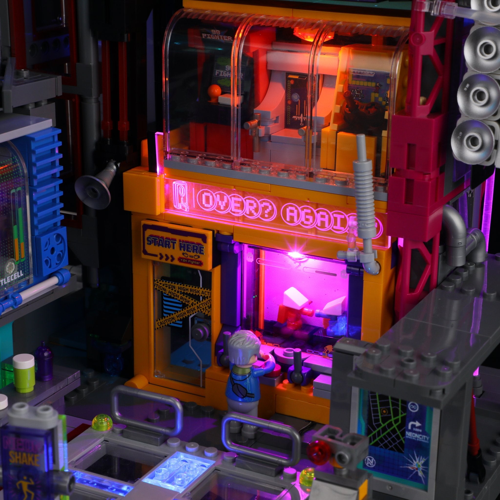 Lumibricks Game Stack L9095 – LED Gaming-Themed Modular Display Set