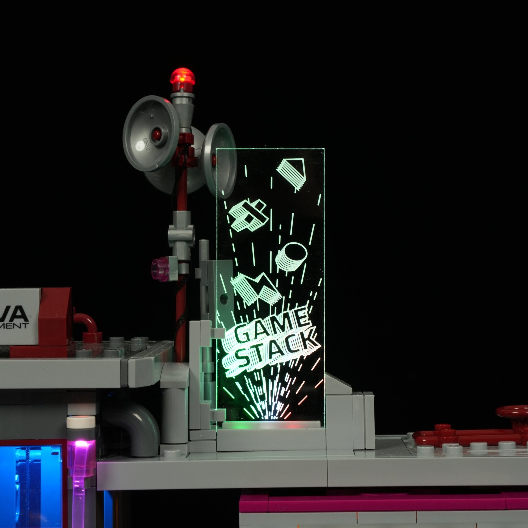 Game Stack L9095 modular floors separated