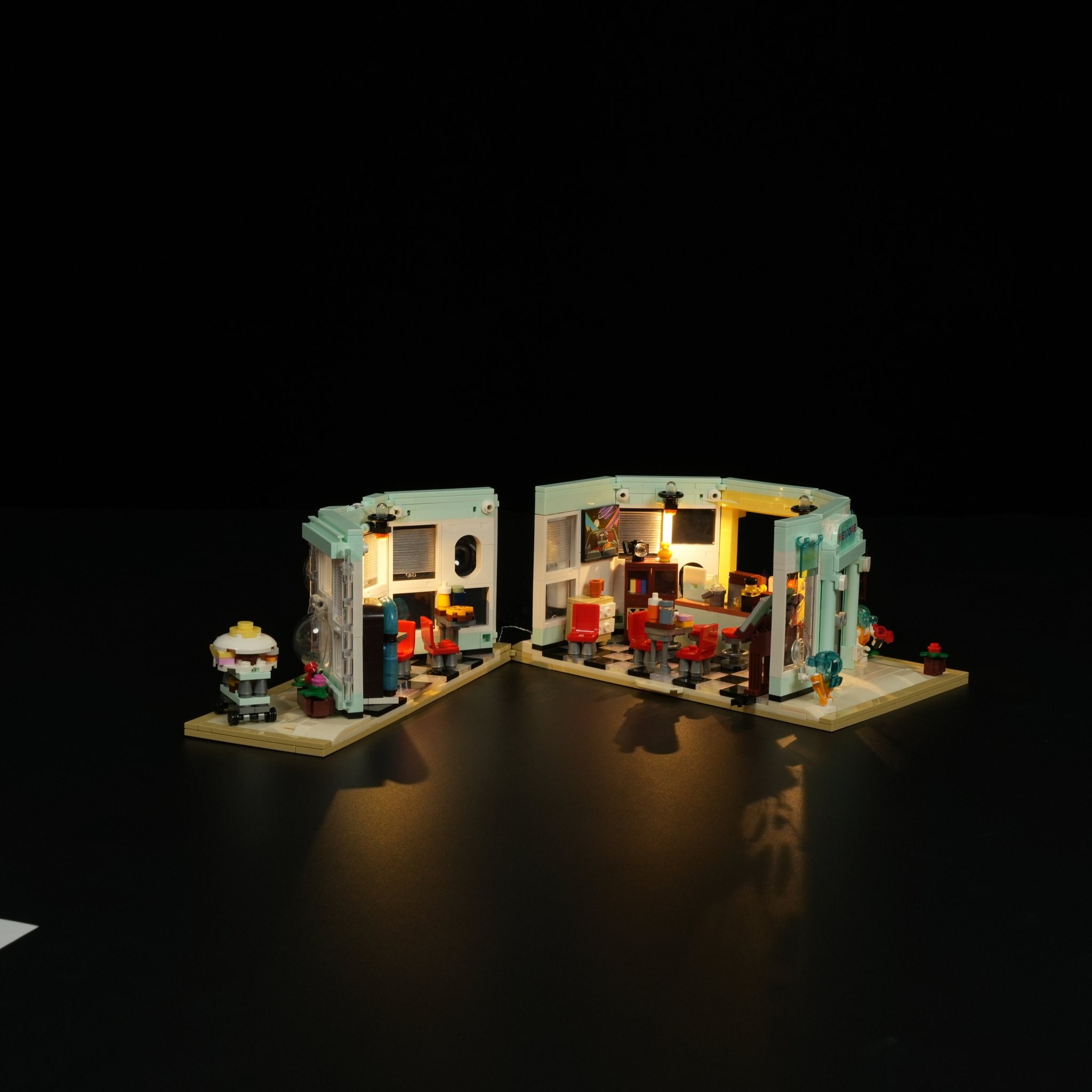 Lumibricks Interstellar Drive-In L9104 – Retro Sci-Fi Diner